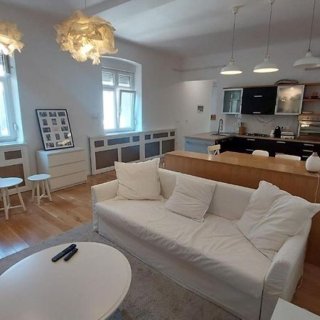 Home S Zagreb Eksteriør bilde